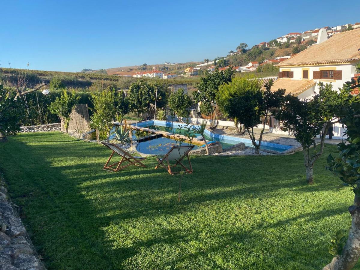The Far End Surf House - Surf & Yoga Holidays Lourinhã Esterno foto
