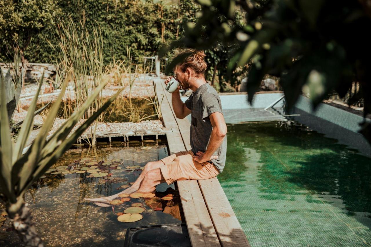 The Far End Surf House - Surf & Yoga Holidays Lourinhã Esterno foto