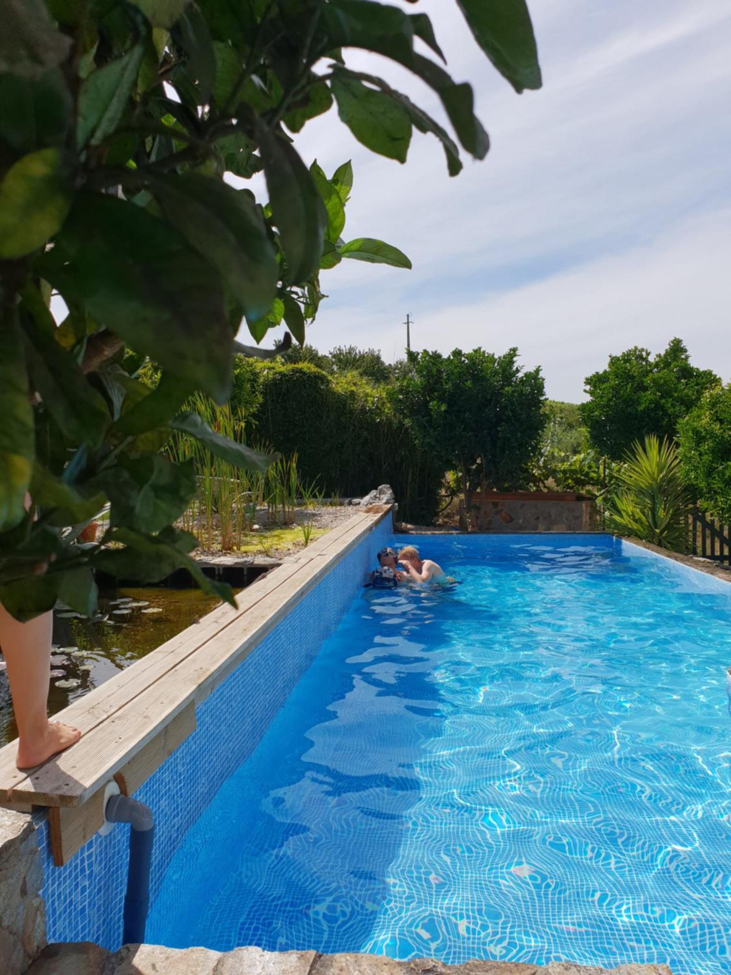 The Far End Surf House - Surf & Yoga Holidays Lourinhã Esterno foto