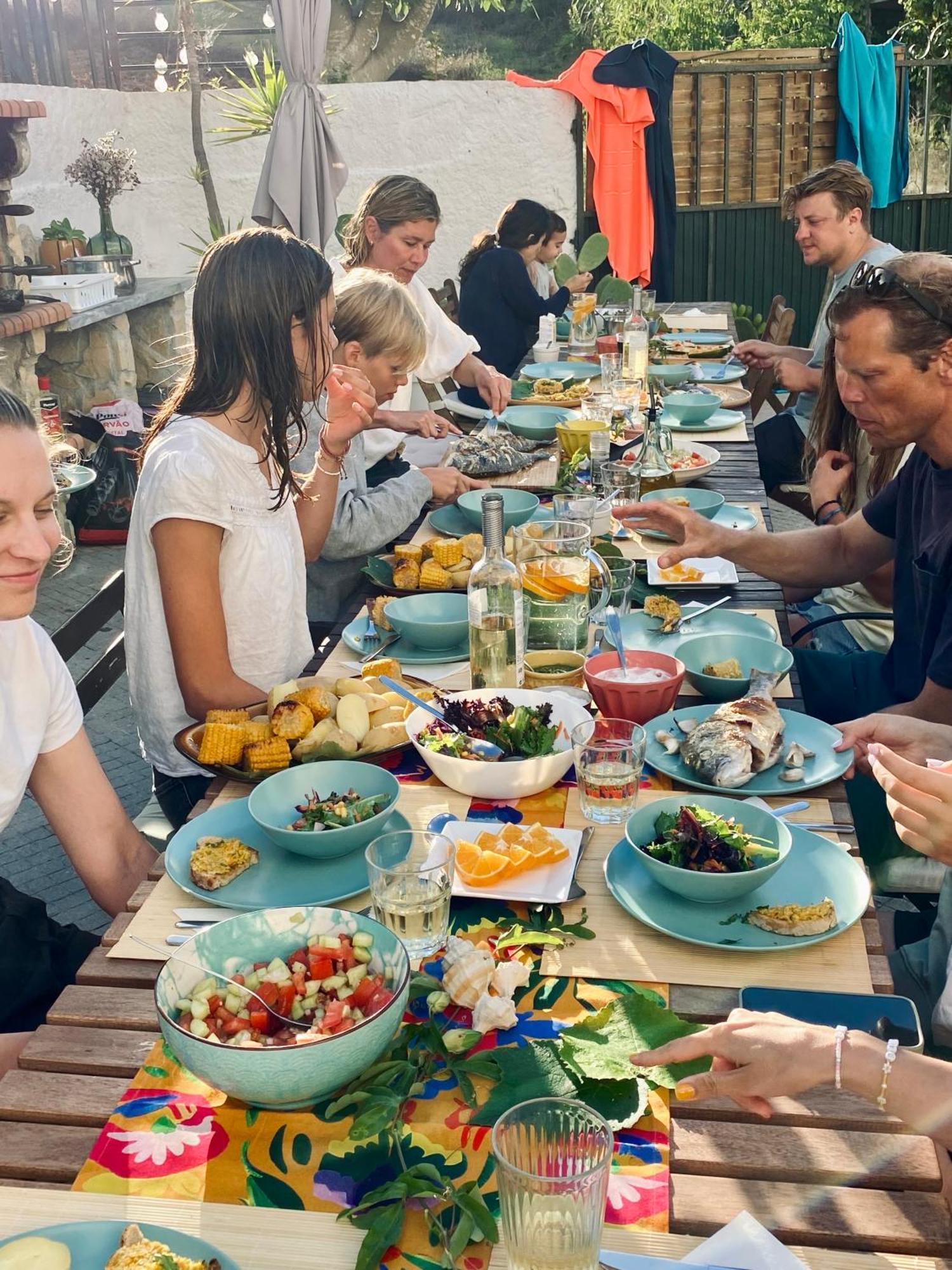 The Far End Surf House - Surf & Yoga Holidays Lourinhã Esterno foto